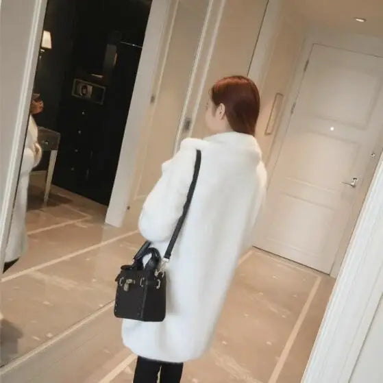 Lmitation Mink Plush Fur Coat Female 2021 Winter Thick High end Rex Rabbit Hair Fur Coats Plus size Warm Women Faux Fur Coats